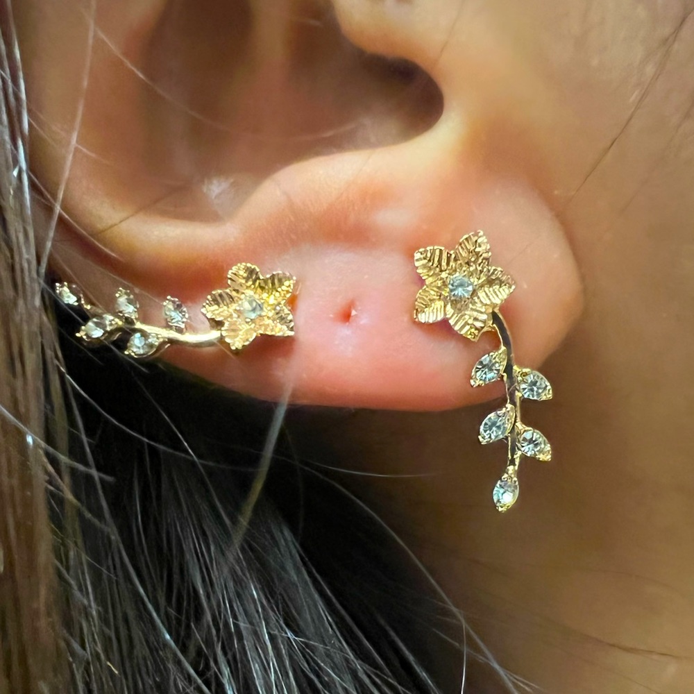 Gold Flower Earrings or Cartilage Earrings